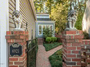 6921 Hunters Way, Raleigh, NC 27615