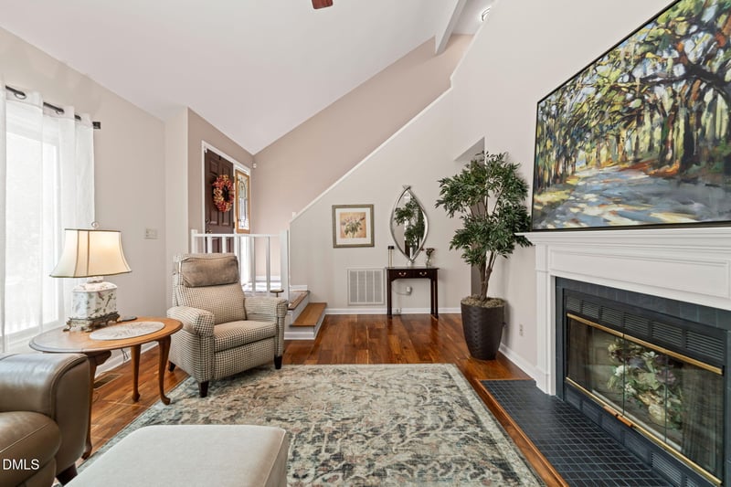 6921 Spring Dr, Raleigh, NC 27613