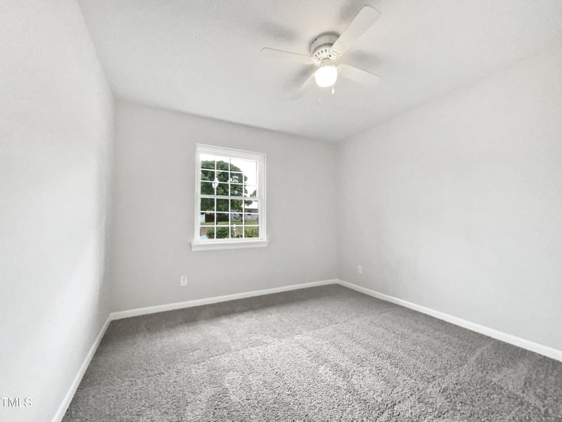 6921 Timbercroft Ln, Fayetteville, NC 28314