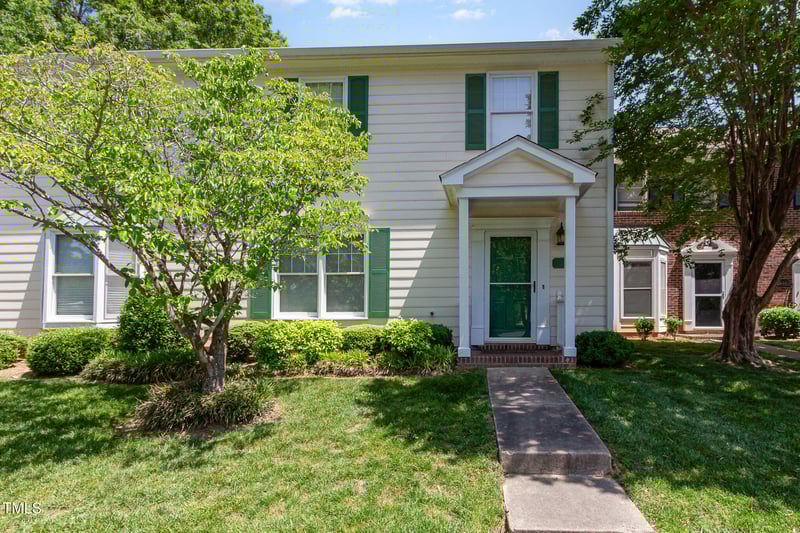 6922 Saxby Ct, Raleigh, NC 27613