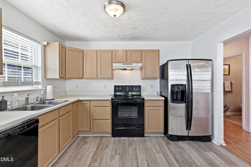 6923 Fox Haven Pl, Raleigh, NC 27616