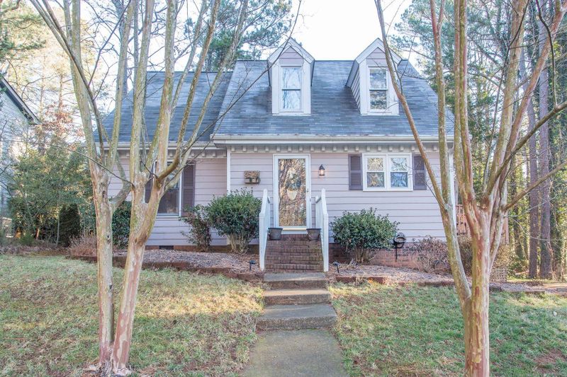 6924 Glendower Rd, Raleigh, NC 27613