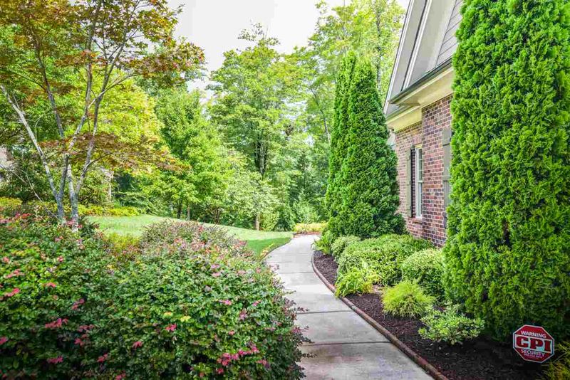 6924 Mactavish Way, Raleigh, NC 27613