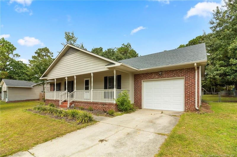 6924 Woodmark Dr, Fayetteville, NC 28314
