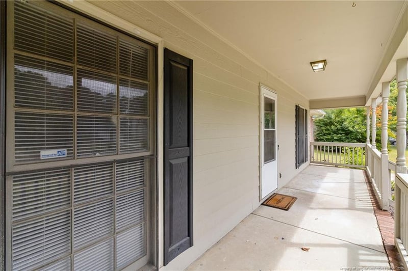 6924 Woodmark Dr, Fayetteville, NC 28314