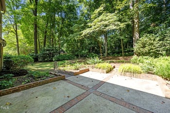 6925 Valley Lake Dr, Raleigh, NC 27612