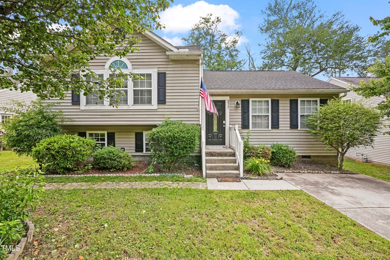 6927 Beaverwood Dr, Raleigh, NC 27616
