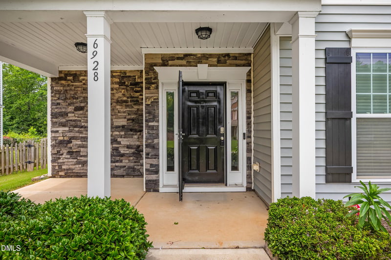 6928 Rex Rd, Holly Springs, NC 27540