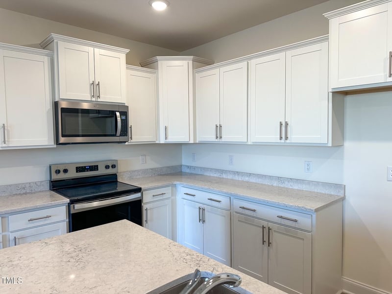 693 Leland Hill Cir, Zebulon, NC 27597