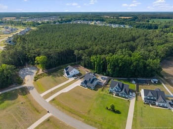 6932 Running Fox Rd, Hope Mills, NC 28348