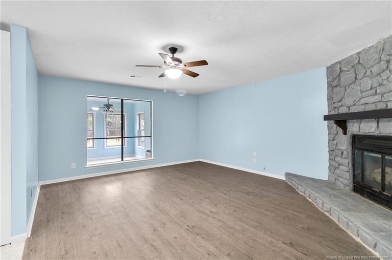 6933 Timbercroft Ln, Fayetteville, NC 28314