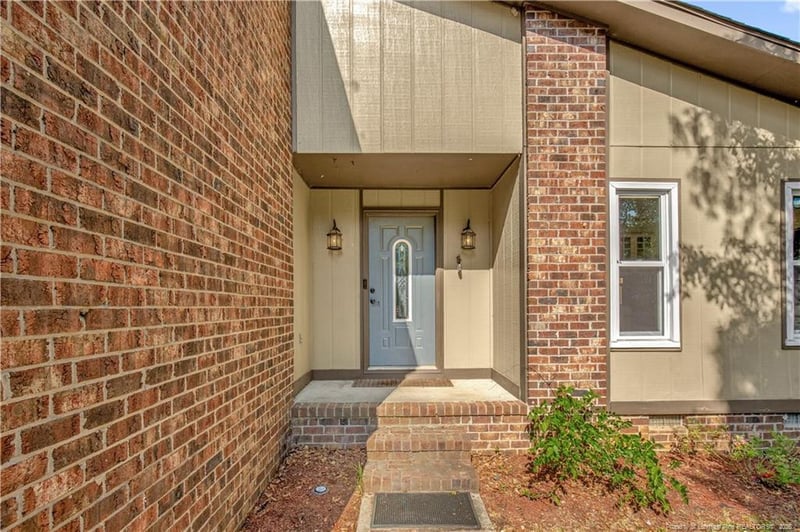 6941 Melbourne Dr, Fayetteville, NC 28314