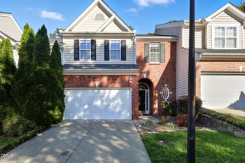 6942 Middleboro Dr, Raleigh, NC 27612