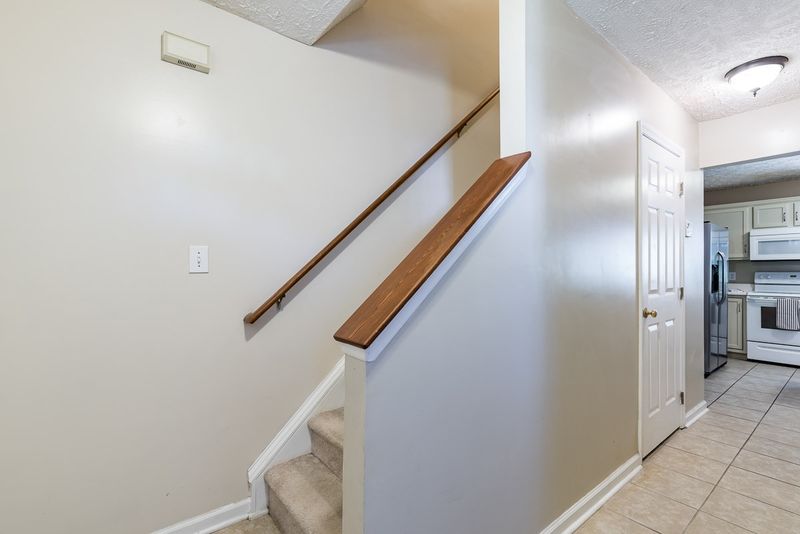 6943 Beaverwood Dr, Raleigh, NC 27616