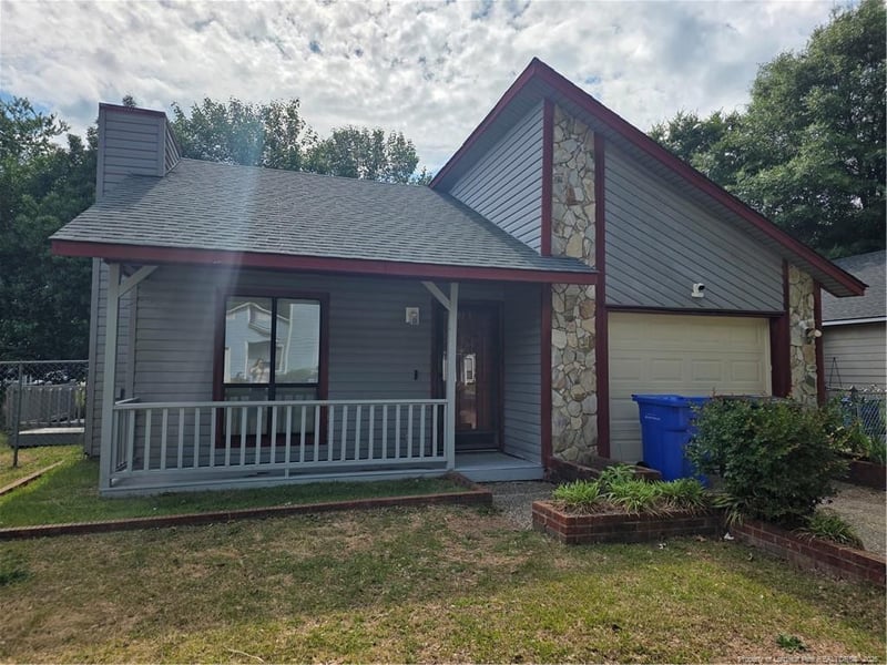 6943 Timberwood Dr, Fayetteville, NC 28314