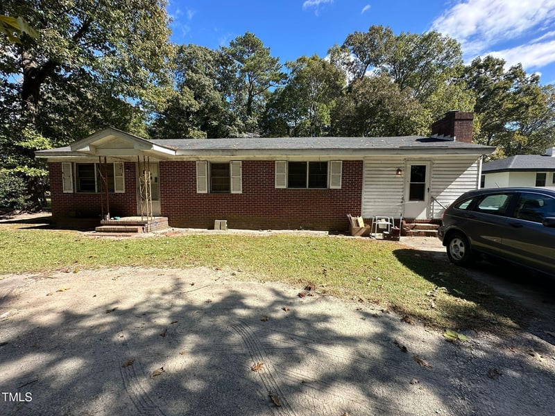 6948 Buffalo Rd, Selma, NC 27576