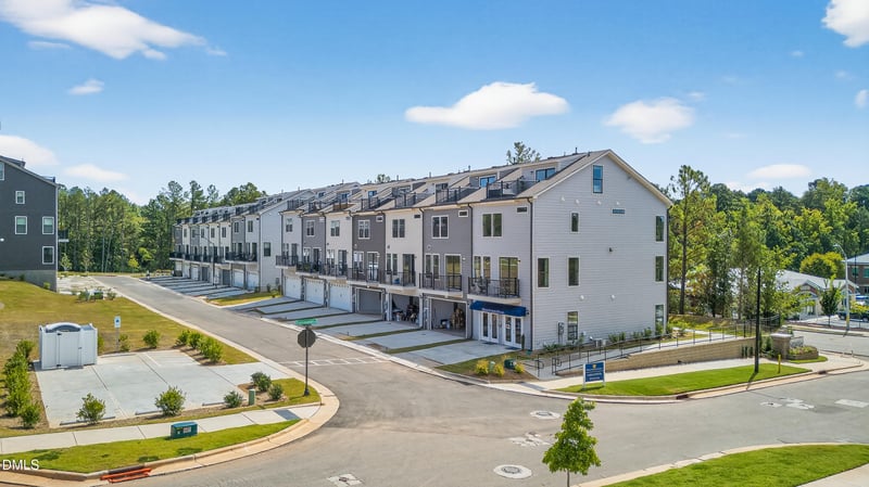 695 Bandon Al, Cary, NC 27513