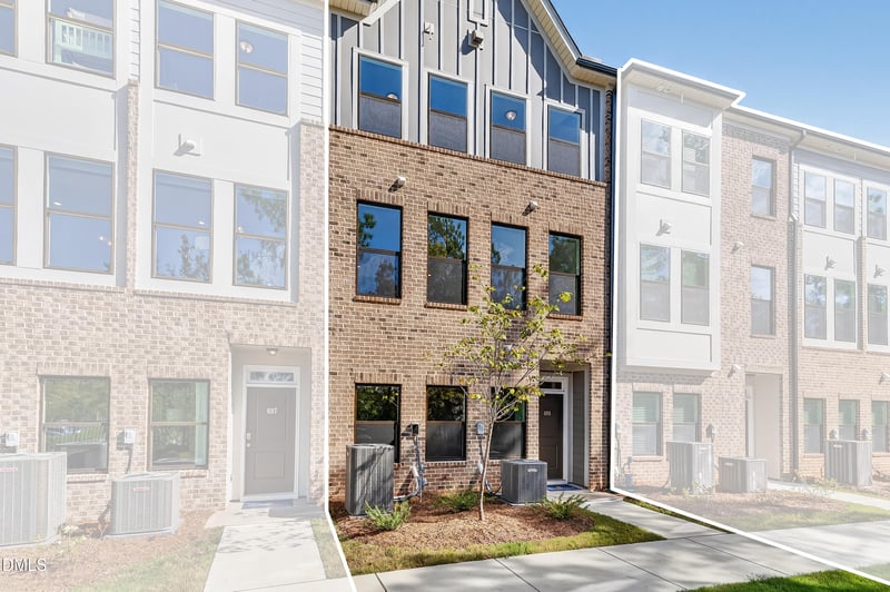 695 Bandon Al, Cary, NC 27513