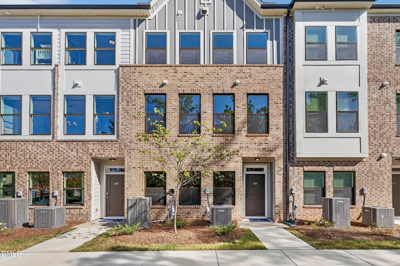695 Bandon Al, Cary, NC 27513