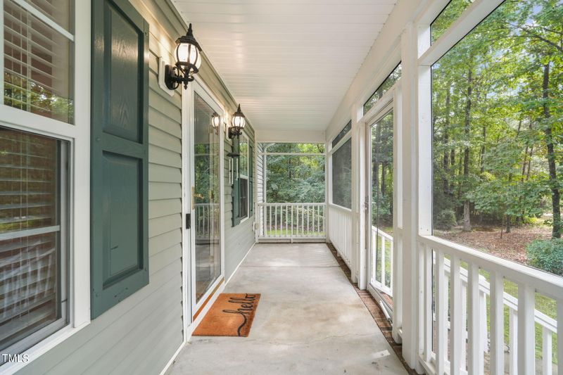 695 Tylerstone Dr, Fuquay Varina, NC 27526