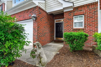 6950 Middleboro Dr, Raleigh, NC 27612