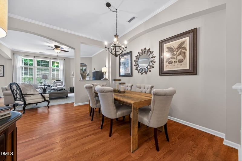 6950 Middleboro Dr, Raleigh, NC 27612