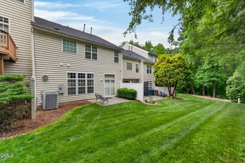 6950 Middleboro Dr, Raleigh, NC 27612