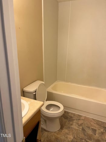 6951 Johnson Rd, Fayetteville, NC 28312