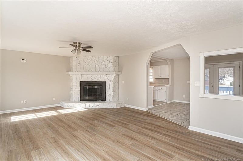 6955 Calamar Dr, Fayetteville, NC 28314