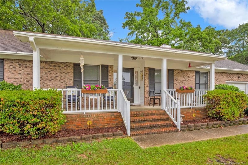 6956 Calamar Dr, Fayetteville, NC 28314