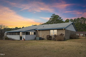 6958 Timbercroft Ln, Fayetteville, NC 28314