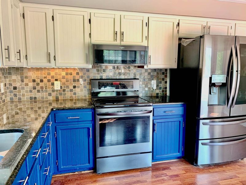 696 Corbett Rd, Clayton, NC 27520