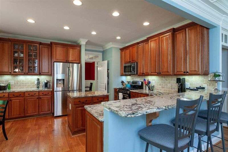 696 Skymont Dr, Holly Springs, NC 27540