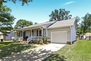 6963 Bostick Dr, Fayetteville, NC 28314