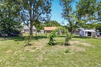 6963 Bostick Dr, Fayetteville, NC 28314