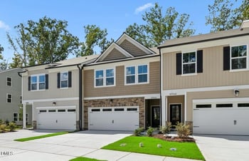 6966 Doddridge Ln #12, Cary, NC 27519