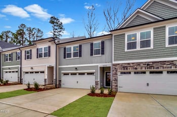 6972 Doddridge Ln #9, Cary, NC 27519