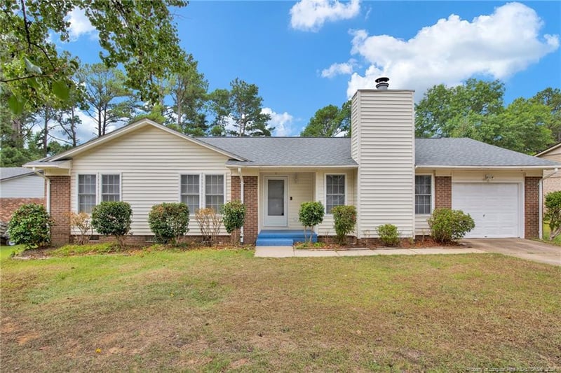6974 Bostick Dr, Fayetteville, NC 28314