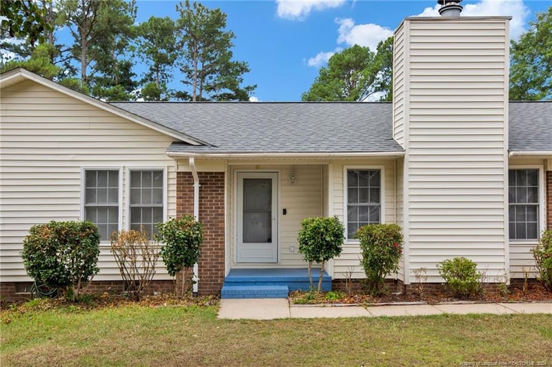 6974 Bostick Dr, Fayetteville, NC 28314
