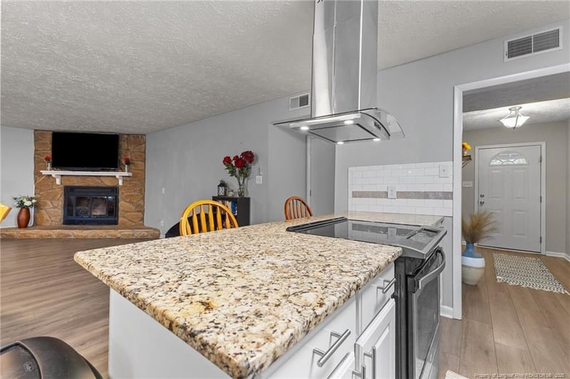 6975 Wickersham Dr, Fayetteville, NC 28314