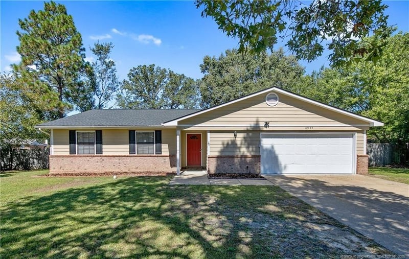6975 Wickersham Dr, Fayetteville, NC 28314