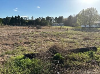 698 Bear Bay Rd, Lumberton, NC 28358