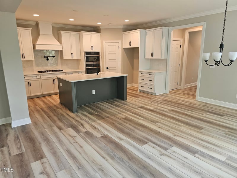 698 Magnolia Acres Ln, Fuquay Varina, NC 27526