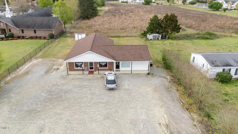 698 New Hope Rd, Goldsboro, NC 27534