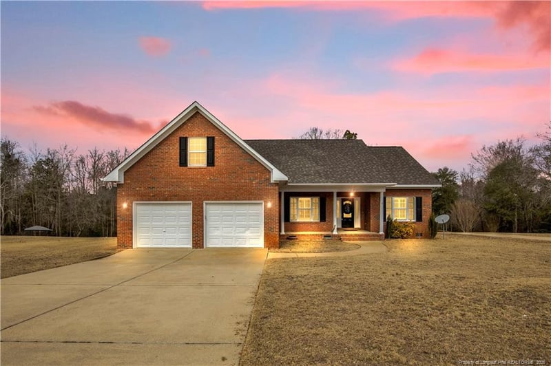 6980 Glynn Mill Farm Dr, Fayetteville, NC 28306