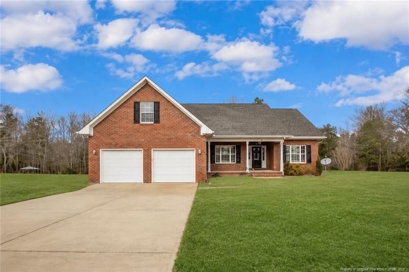 6980 Glynn Mill Farm Dr, Fayetteville, NC 28306
