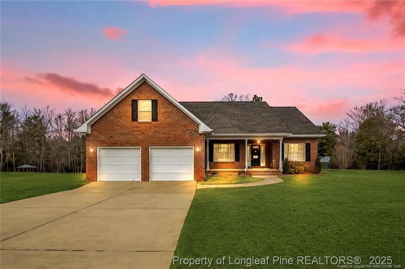 6980 Glynn Mill Farm Dr, Fayetteville, NC 28306