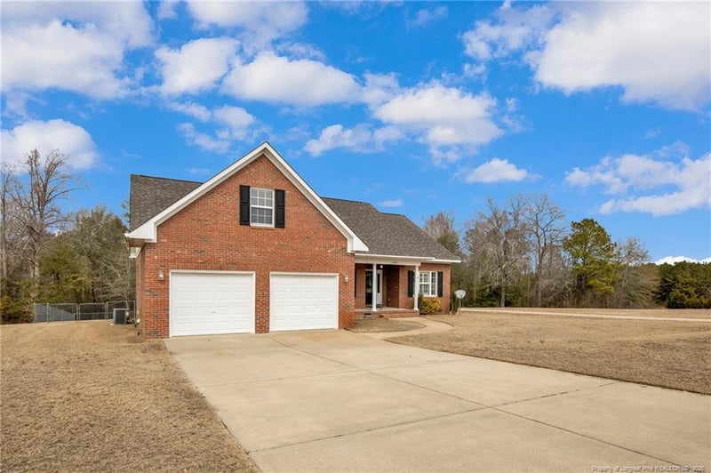 6980 Glynn Mill Farm Dr, Fayetteville, NC 28306