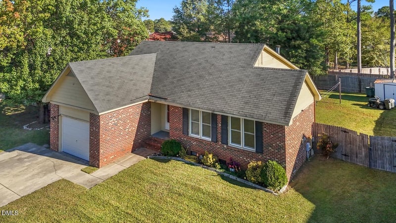 699 Prestige Blvd, Fayetteville, NC 28314