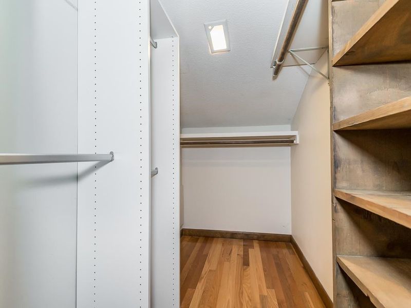 7 Beech Trl, Durham, NC 27705